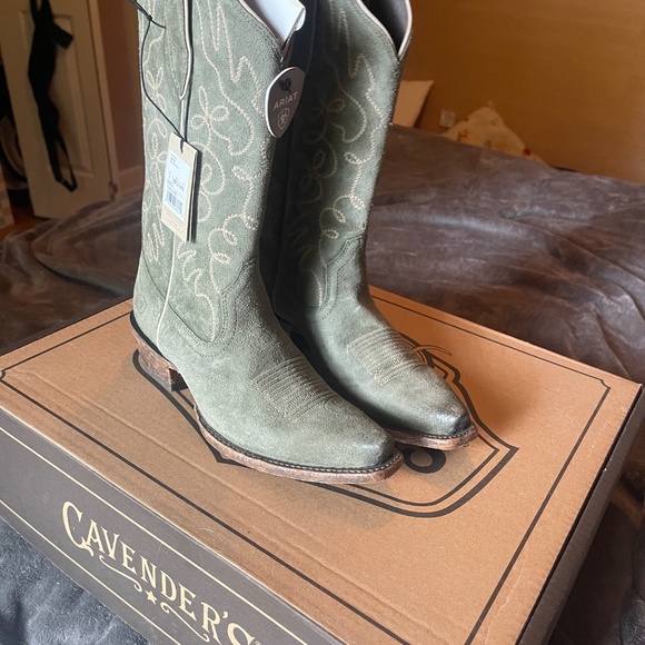 Ariat Soft Olive Suede Western Boots - Picture 2 of 5